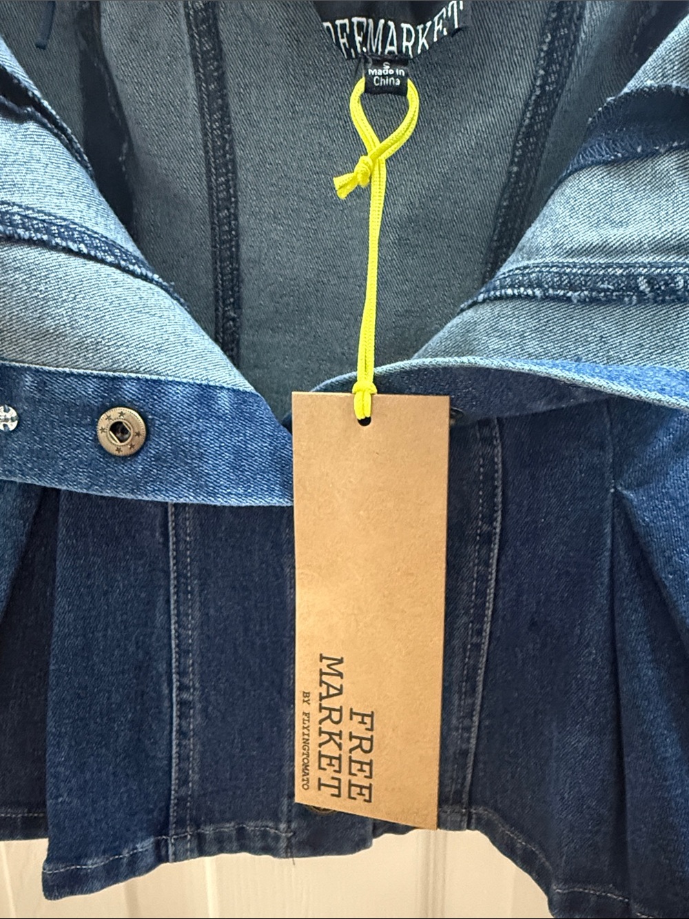 Denim peplum strapless top! - Picture 3 of 4